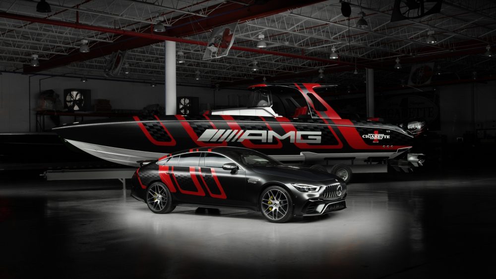 Driving Performance on land and on water: 41′ AMG Carbon Edition