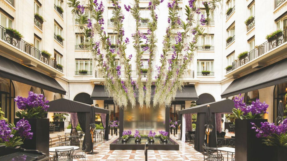 Four Seasons Hotel George V, Hotels in Paris