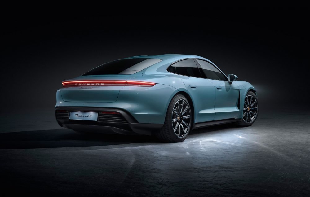 2020 Porsche Taycan 4S, innovative powertrain and dynamic performance