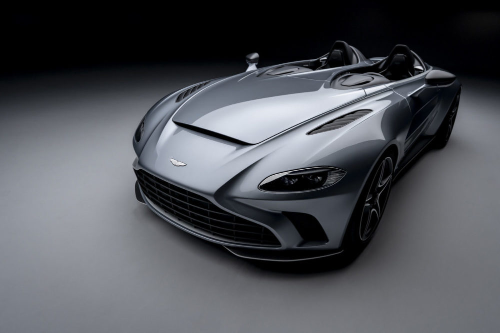 Aston Martin V12 Speedster: a puristic limited edition with only 88 examples