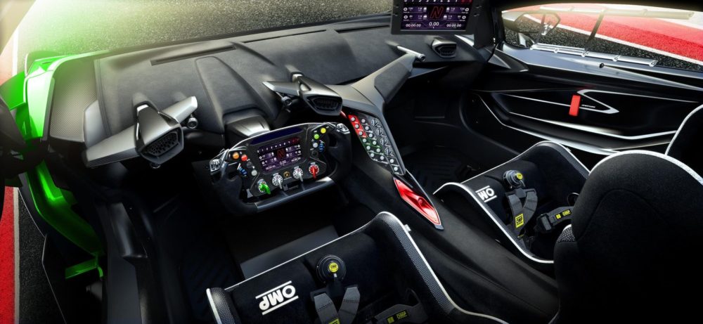 Lamborghini Essenza SCV12: the purest track experience