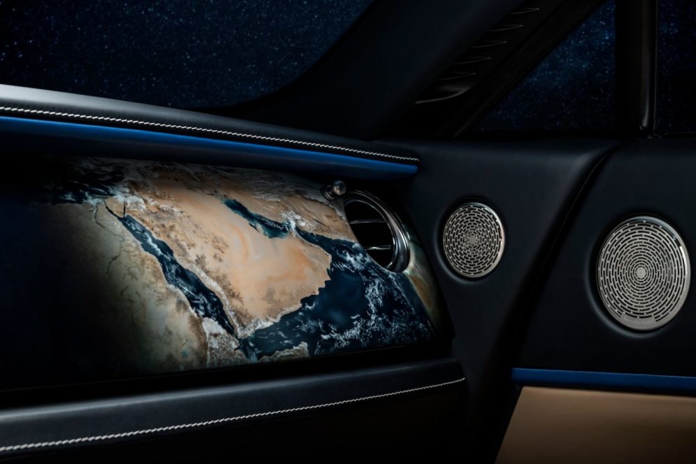 Bespoke Rolls-Royce Wraith features unique air-brushed artwork