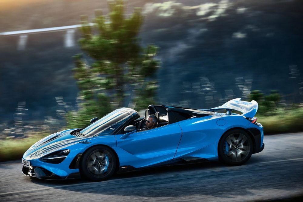 The McLaren 765LT Spider brings extreme performance and new heights of driver engagement