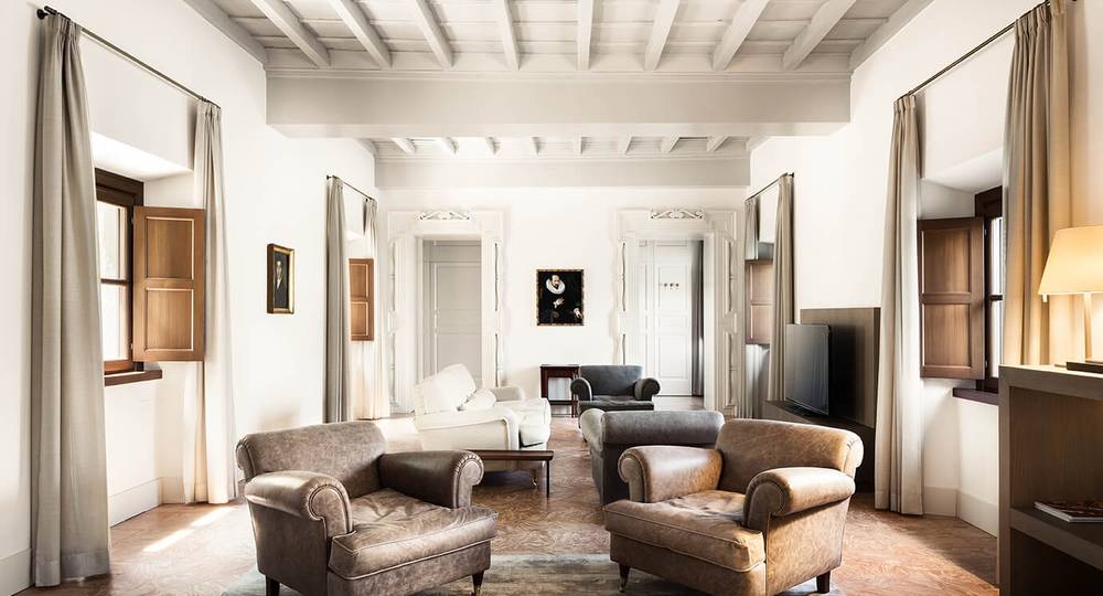Villa Pliniana is your very own private sanctuary in Lake Como