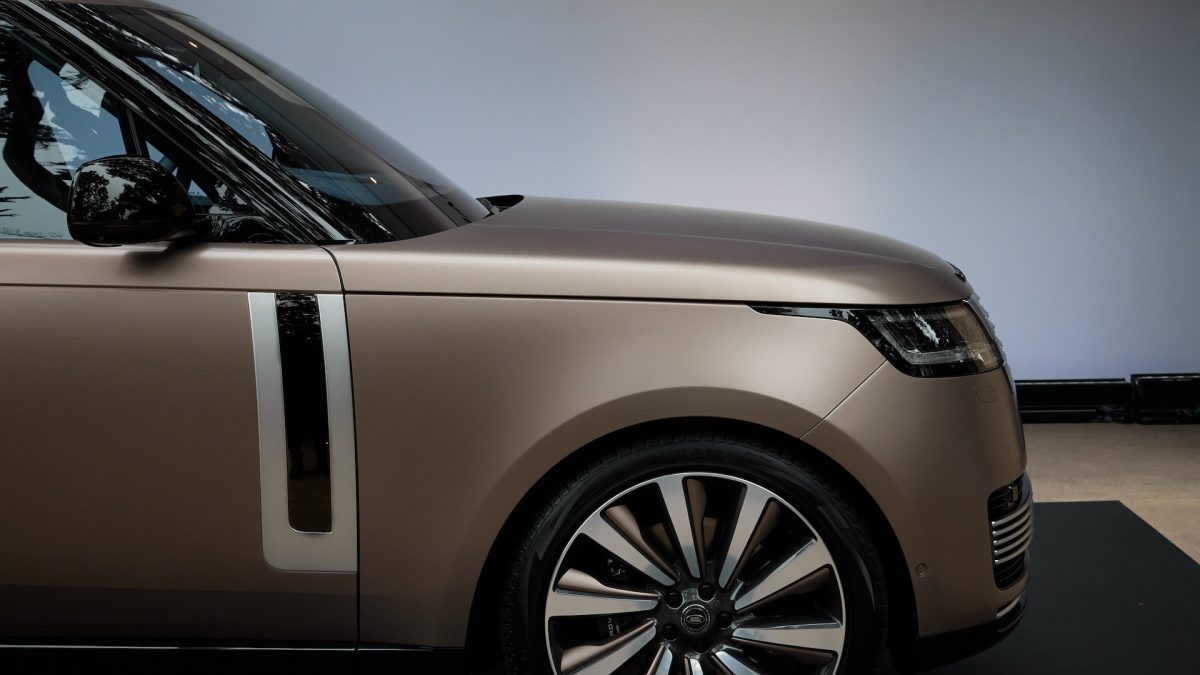 Range Rover SV Carmel Edition makes its debut at Range Rover House