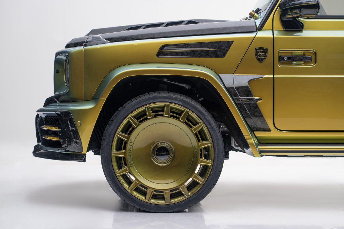 Mansory presents a limited edition 2-door coupé based on the Mercedes G-class