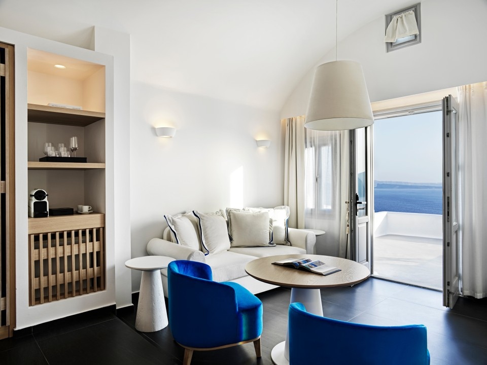 Katikies hotel in Oia Santorini inspires deep emotions of enchantment and fascination