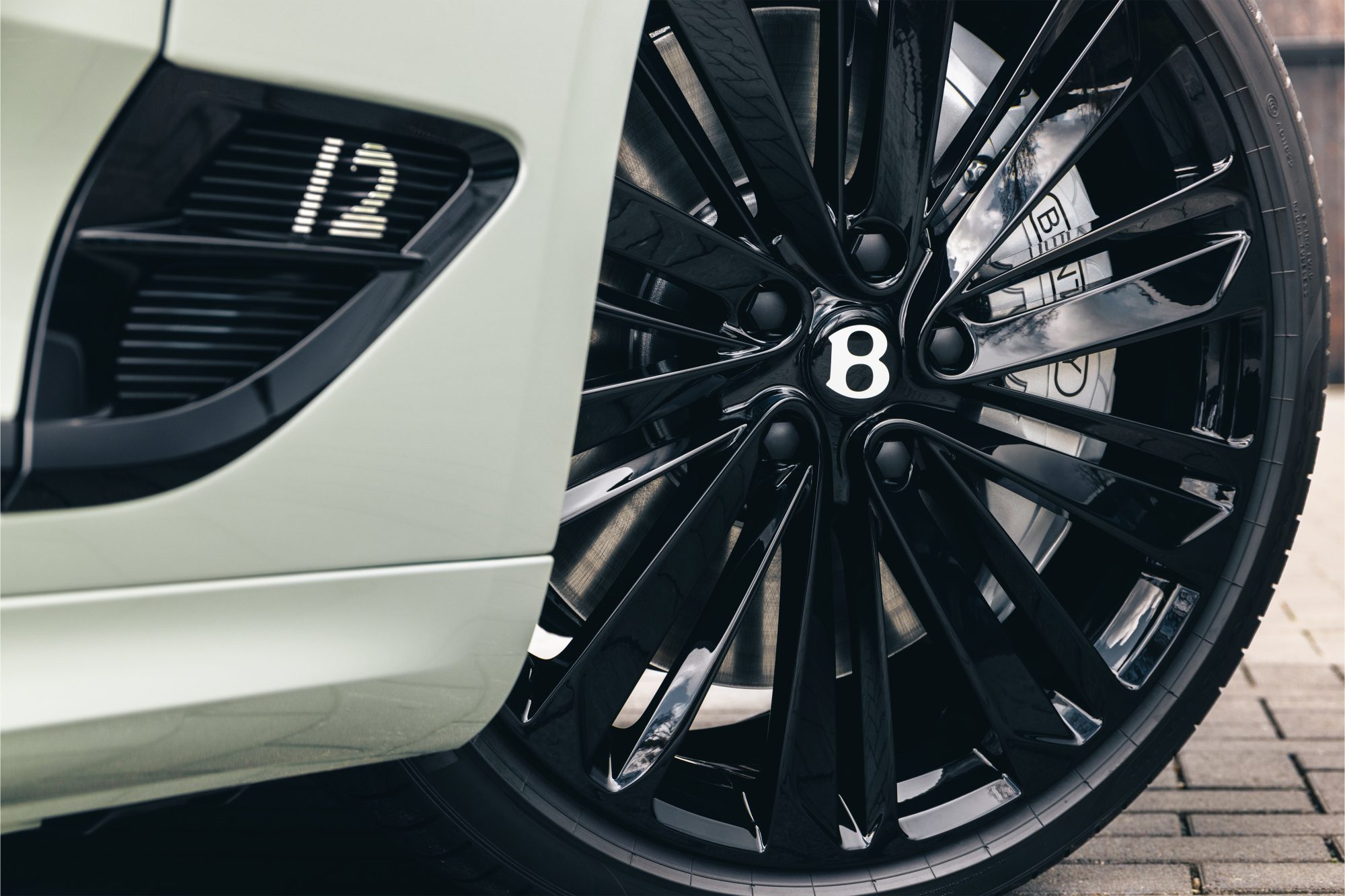 Bentley Speed Edition 12: Tribute to an engineering icon