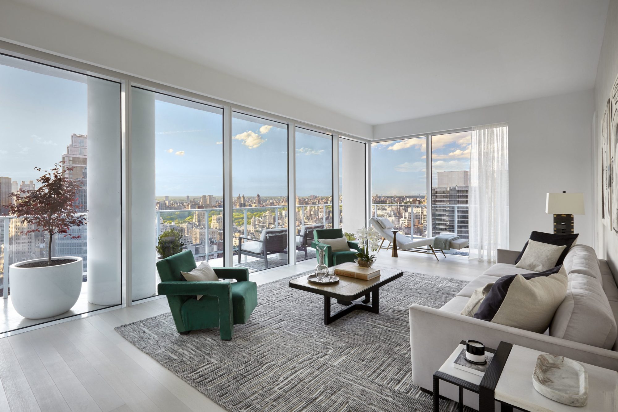 200 East 59th Street brings indoor-outdoor living in the heart of Manhattan