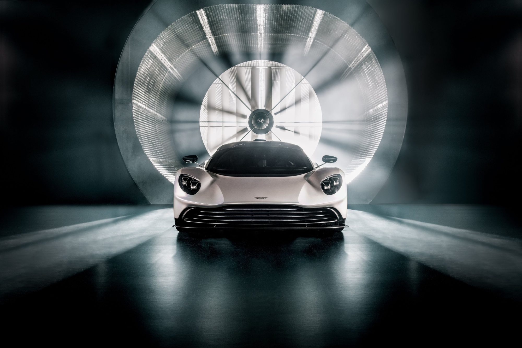 Leveraging Formula 1 Innovation: The Driving Force Behind the Aston Martin Valhalla Supercar