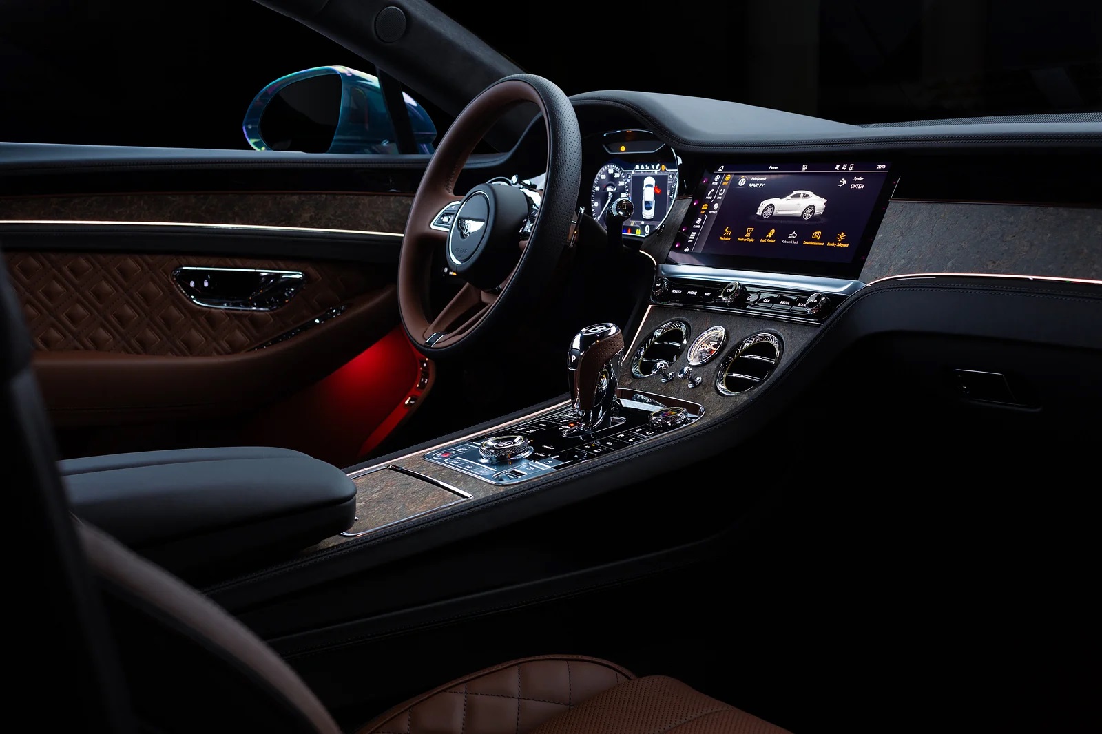 Bentley Zurich celebrates Centenary with a Mulliner Anniversary Collection