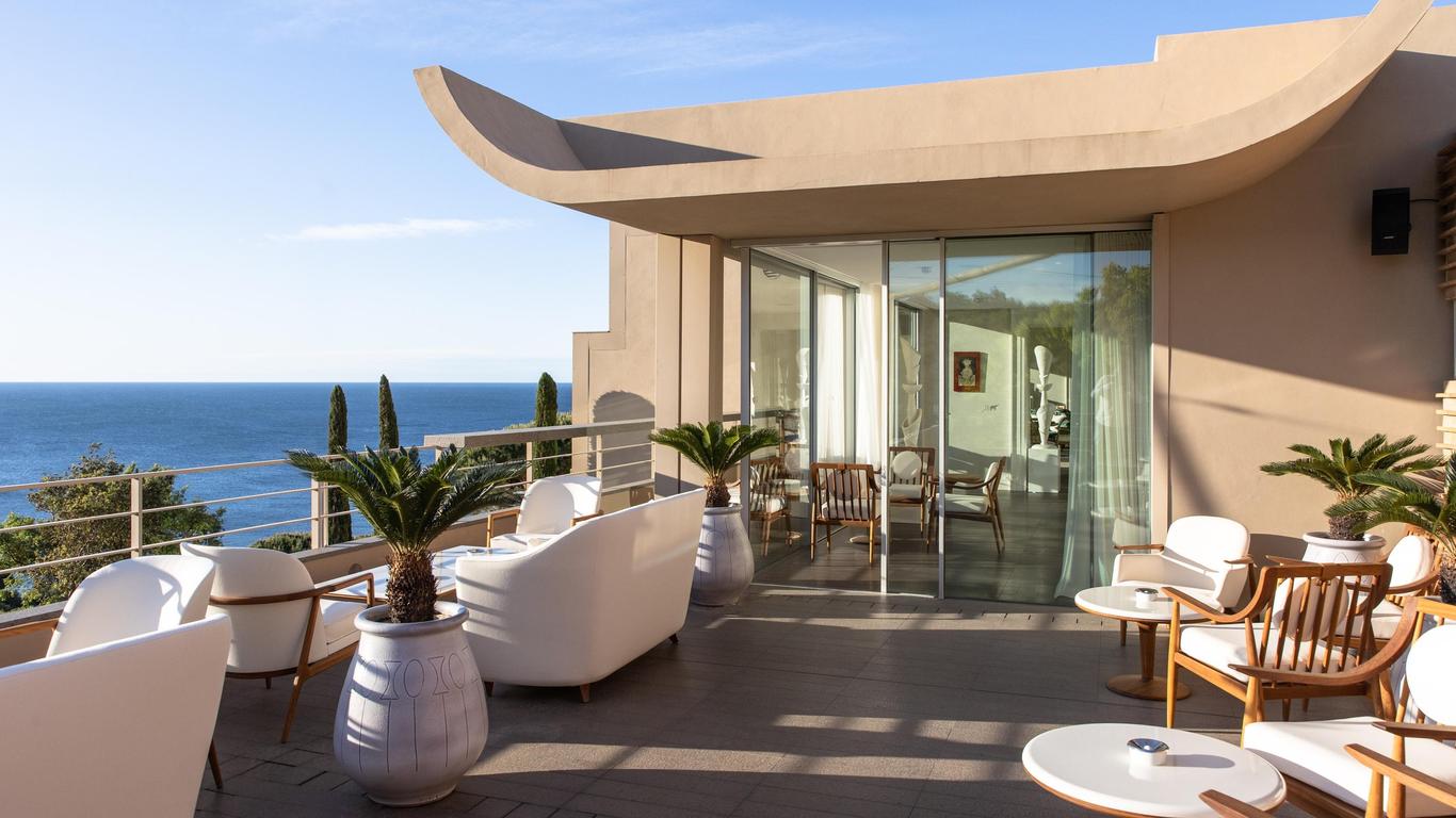 La Reserve Ramatuelle Hotel, Spa & Villas offers a private sanctuary on the outskirts of St. Tropez
