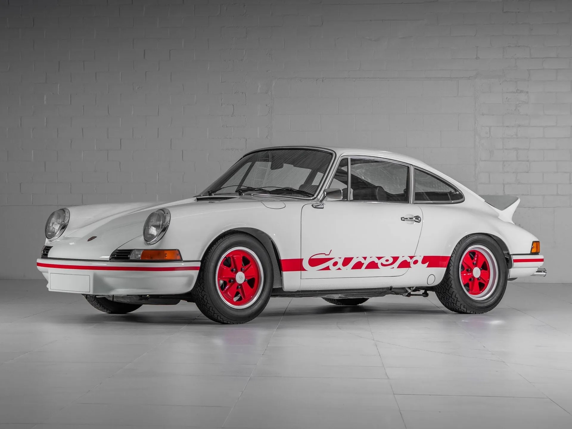 White wonders of RM Sotheby’s The White Collection