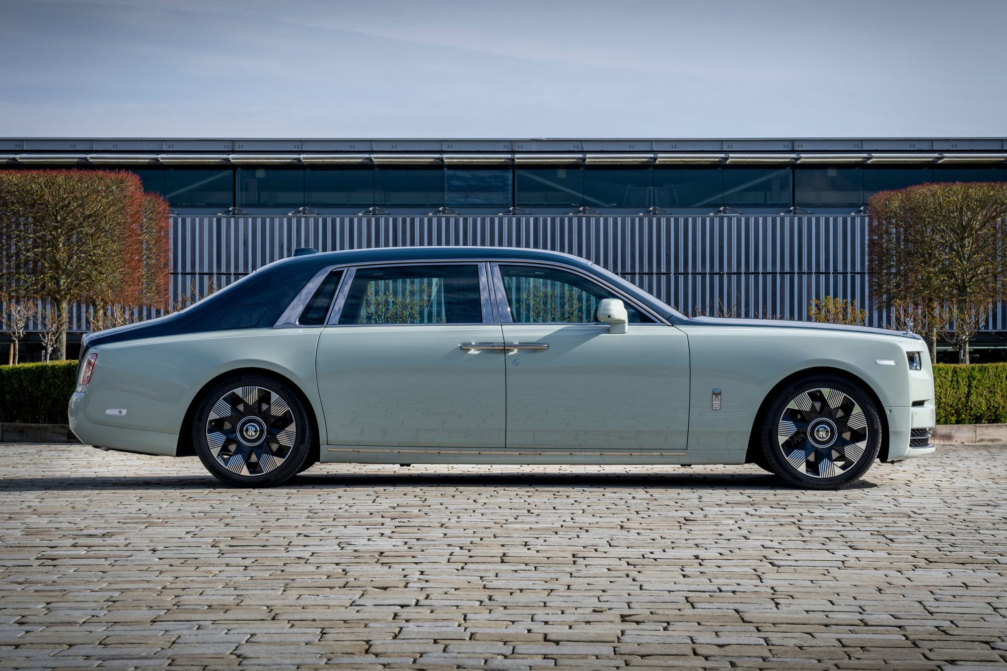 Rolls-Royce unveils ‘Spirit of Expression’ Bespoke commissions of Ghost Extended, Phantom Extended and Spectre