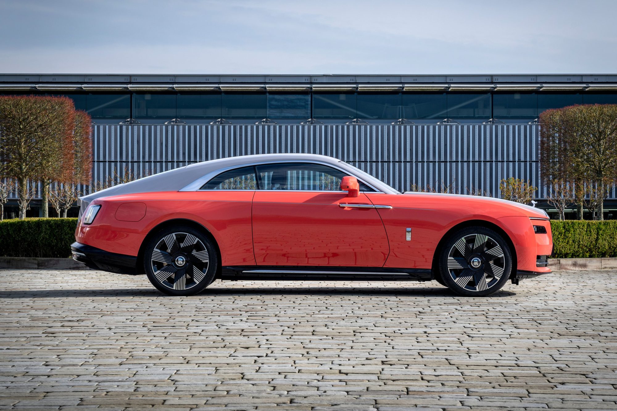 Rolls-Royce unveils ‘Spirit of Expression’ Bespoke commissions of Ghost Extended, Phantom Extended and Spectre