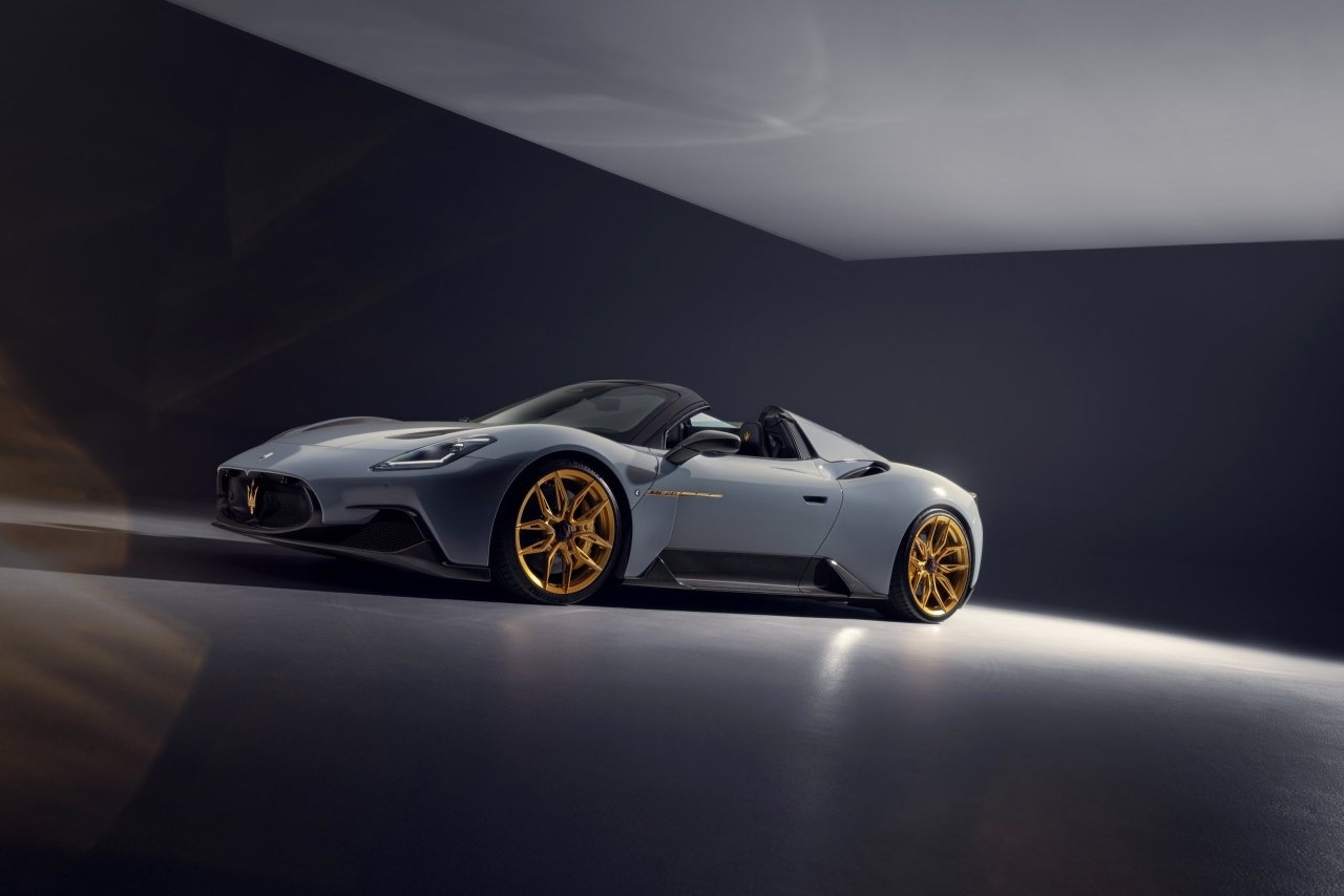 Novitec unveils a custom version of the acclaimed Italian open-top supercar, the Maserati MC20 Cielo