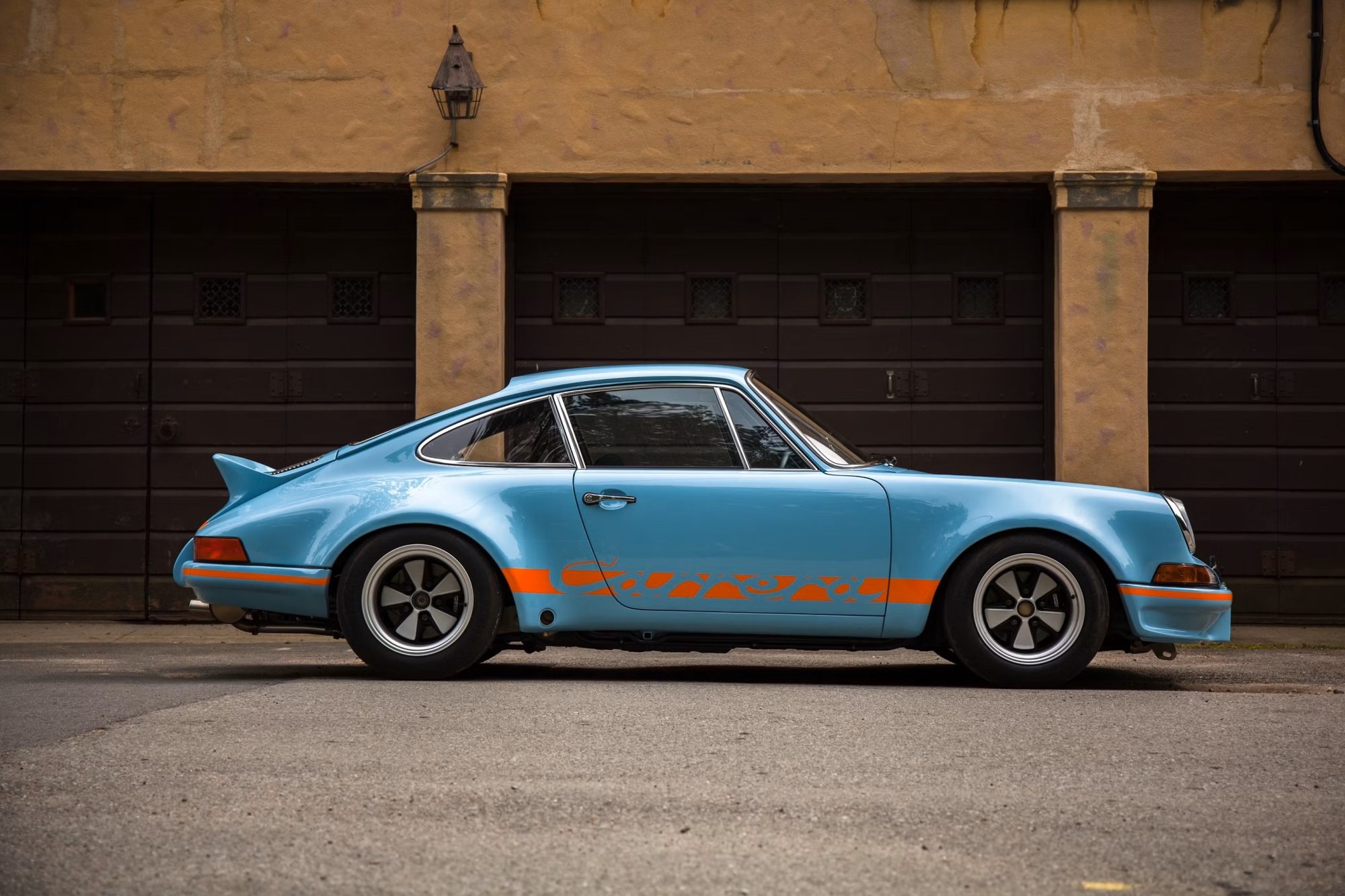 The RSR Project shows off its latest vintage Porsche 911 in Gulf Blue