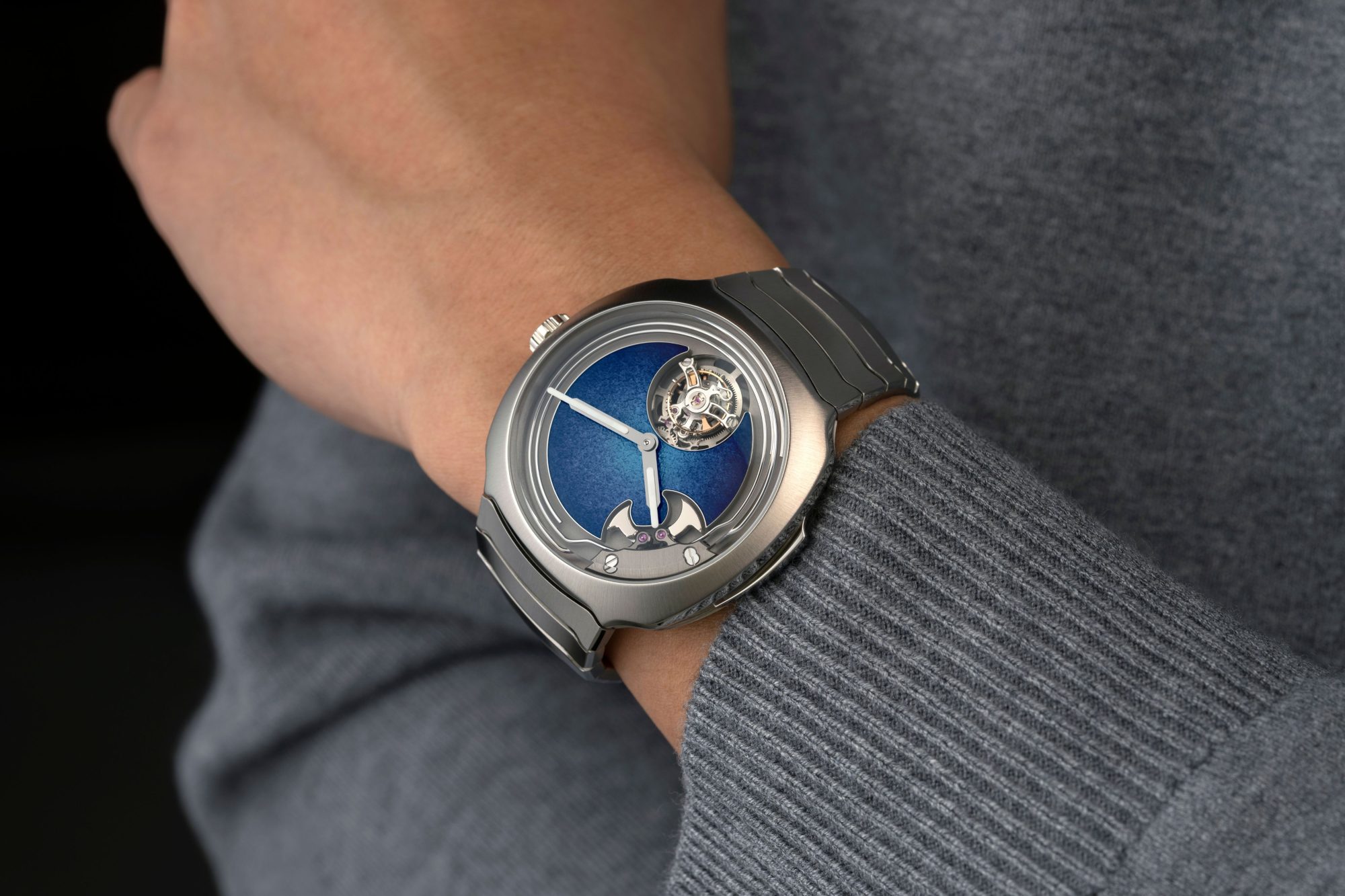 H. Moser & Cie. Streamliner Concept Minute Repeater Tourbillon Blue Enamel