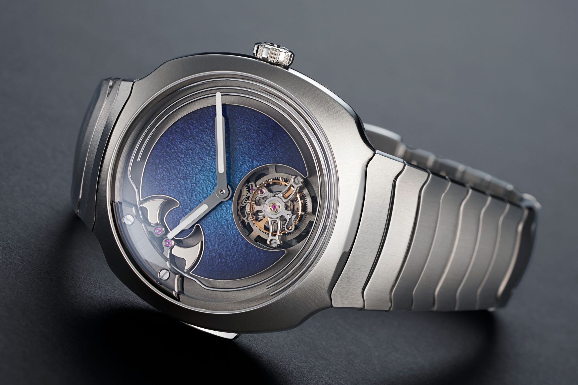 H. Moser & Cie. Streamliner Concept Minute Repeater Tourbillon Blue Enamel