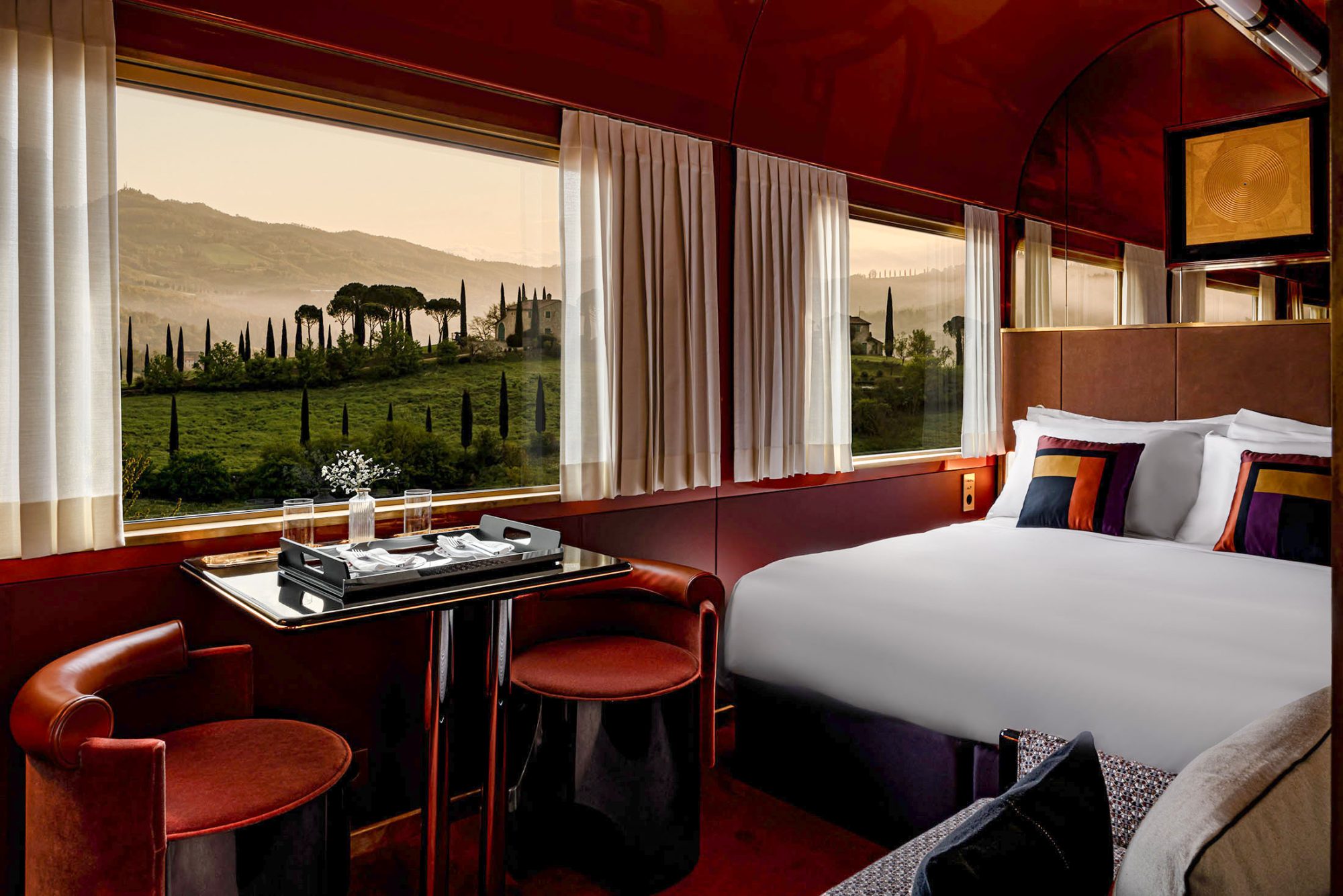 Indulge in the enchanting radiance of La Dolce Vita Orient Express