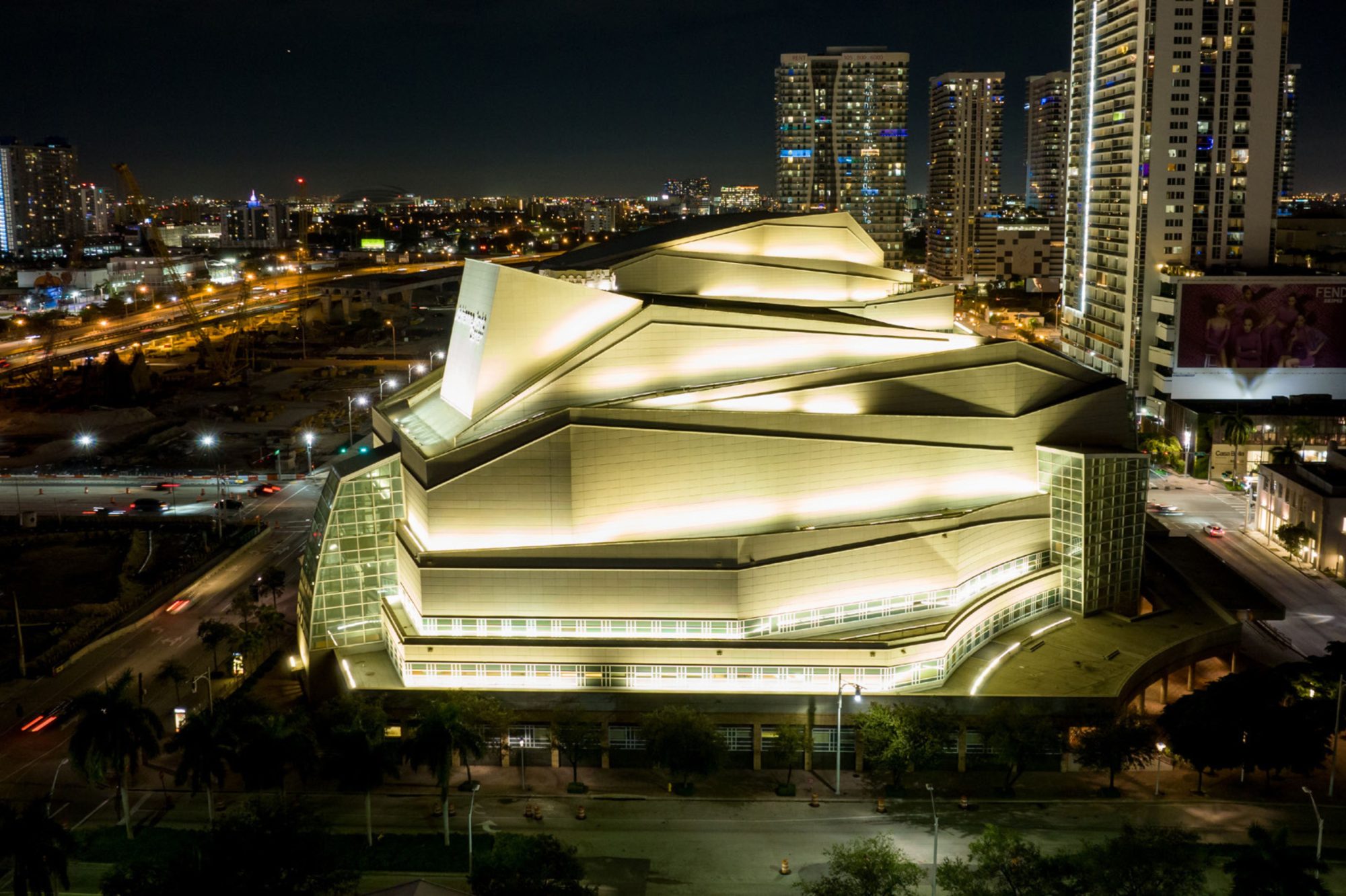 Standard Residences Brickell, Arquitectonica