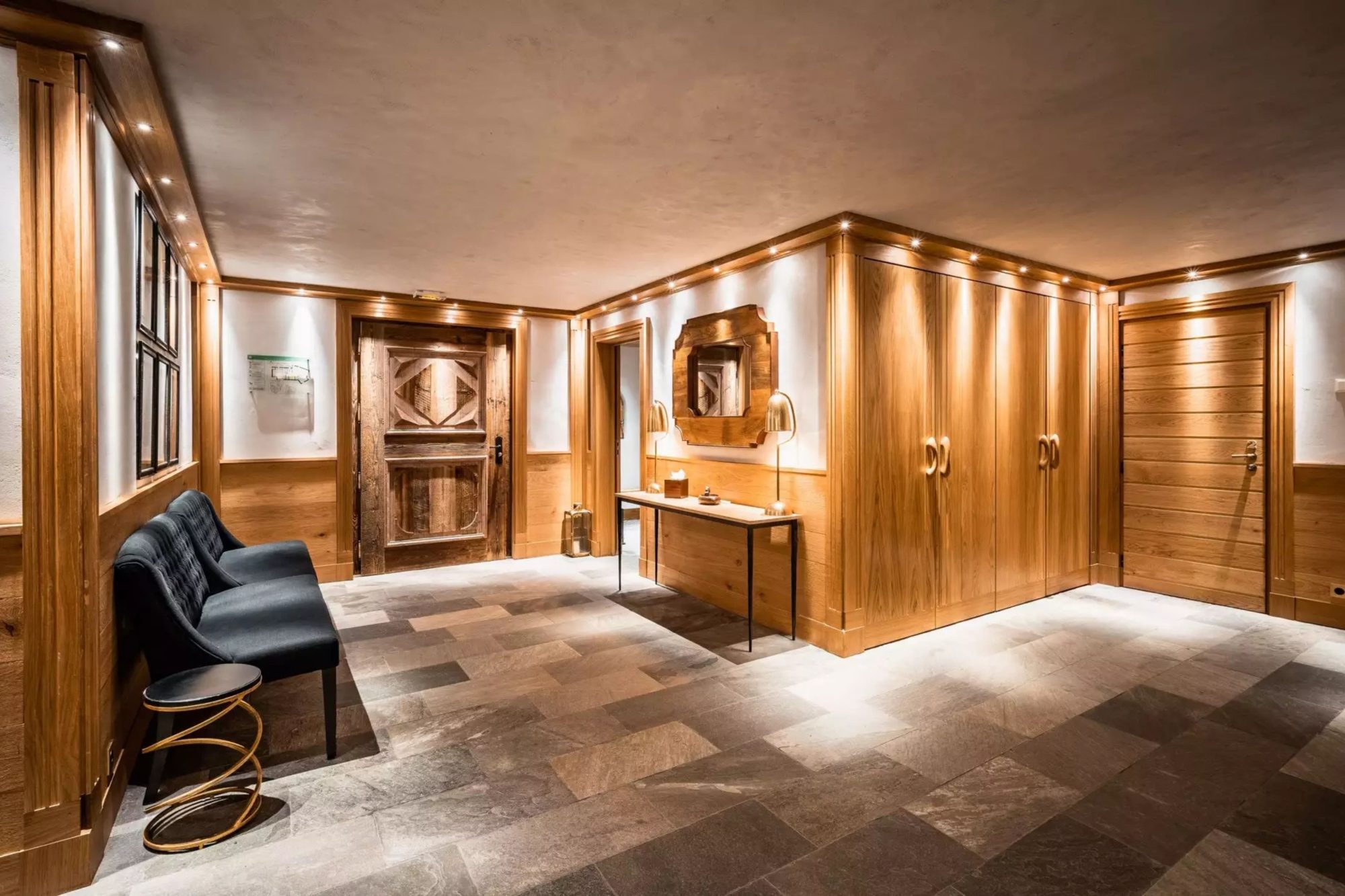 Escape to Chalet Chêne: A Haven of Luxury in Val d’Isère’s La Mourra